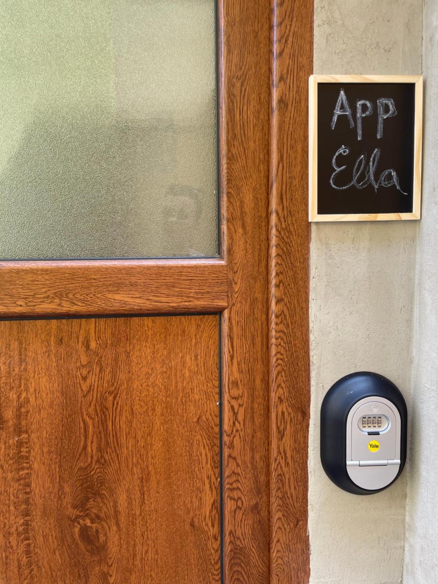 Apartma Ella Копер Екстер'єр фото